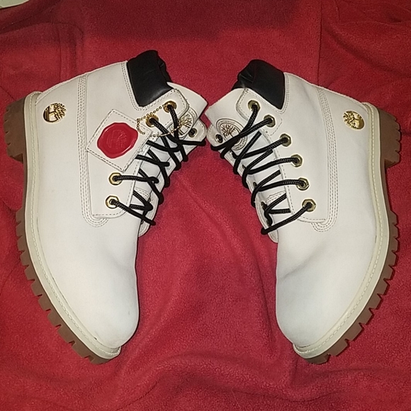TIMBERLAND/SUPREME COLLABORATION OFF WHITE/GOLD… - Picture 2 of 16